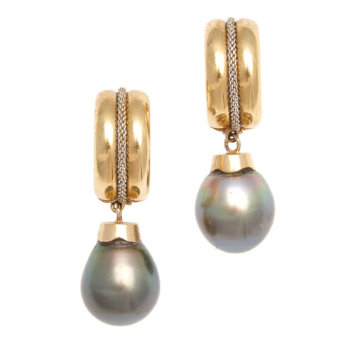 18ct Black Tahitian Pearl Earrings