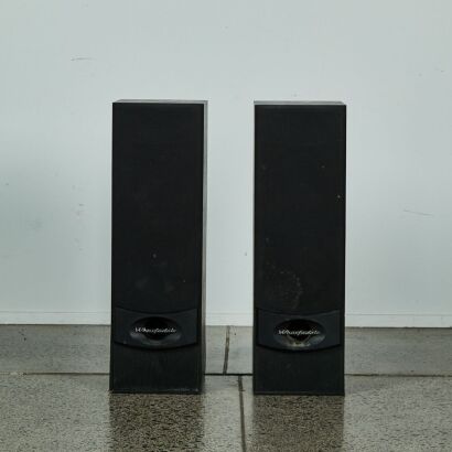 A Pair of Wharfdale Valdus 400 Speakers