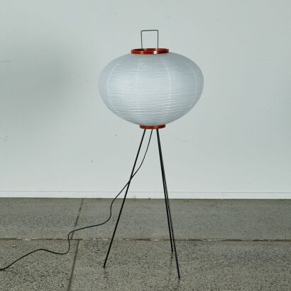 A Noguchi Akari 10A Style Light Sculpture