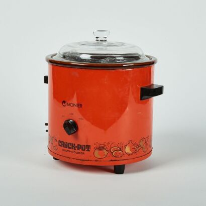 A Vintage Monier Crockpot