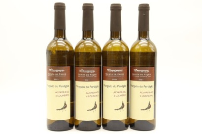 (4) 2021 Quinta de Pacos 'Morgado do Perdigao' Alvarinho - Loureiro, Vinho Regional Minho &diams;