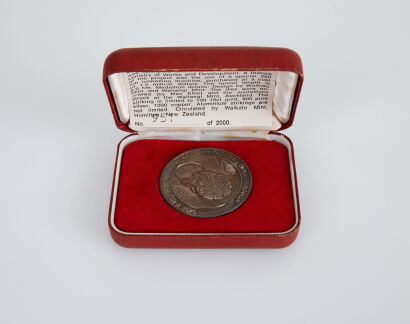 A Kaimai Tunnel Breakthrough Commemorative Medallion 