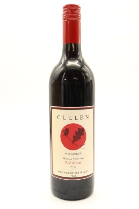 (1) 2017 Cullen Mangan Vineyard Red Moon, Wilyabrup ♦