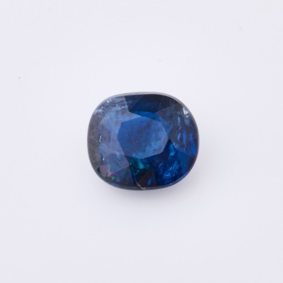 A Loose 1.77ct Cushion Cut Sapphire