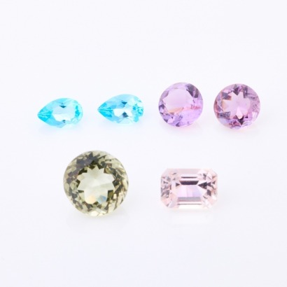 Parcel # 2 of Four Loose Stones