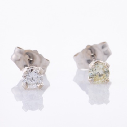 14ct White Gold, 2.9mm Diamond Stud Earrings