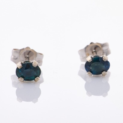 14ct White Gold, 5.0mm x 3.0mm Blue Oval Sapphire Stud Earrings