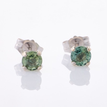 14ct White Gold, 3.80mm Light green Sapphire Stud Earrings