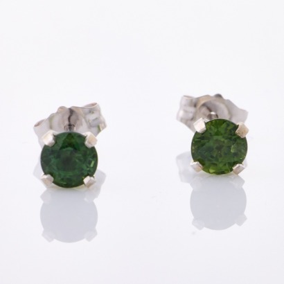 14ct White Gold, 4.20mm Green Sapphire Stud Earrings