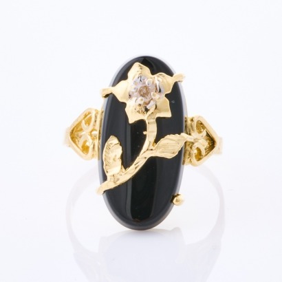 14ct Yellow Gold, Onyx / .02ct Diamond Ring, SIze N 1/2