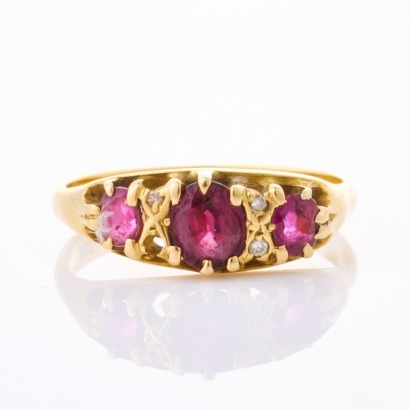 18ct Yellow Gold, Vintage, 1.30ct Ruby / .02ct Diamond Ring