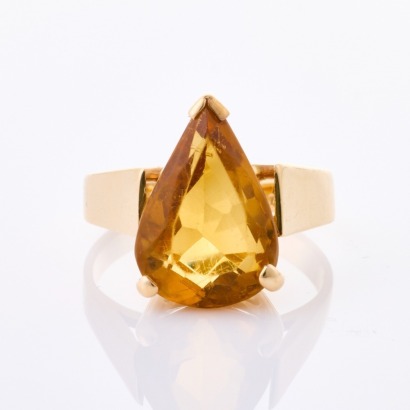 10ct -14ct Yellow Gold, Pear Shape Citrine Ring