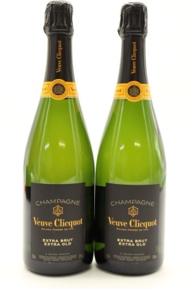 (2) NV Veuve Clicquot Ponsardin 'Extra Brut Extra Old', Champagne [JR17] &diams;