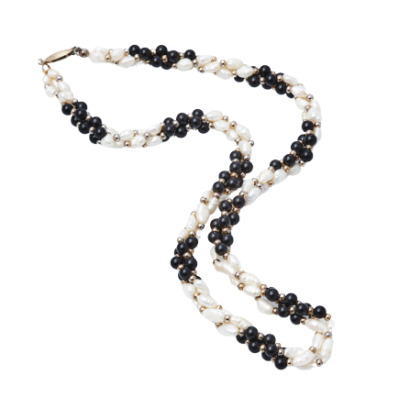 Freshwater Pearl and Onyx Necklace