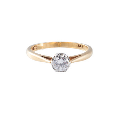 18ct Diamond Ring