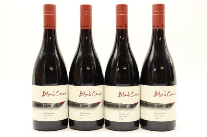 (4) 2015 Blank Canvas Wines Pinot Noir, Marlborough [JR16.5] ♦