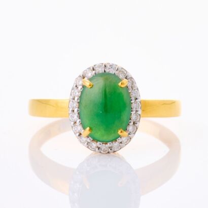 18ct Yellow Gold, 8.7mm x 6.4 mm Jade / Diamond Ring