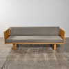 A Hans Wegner for Getama GE-259 Daybed - 2