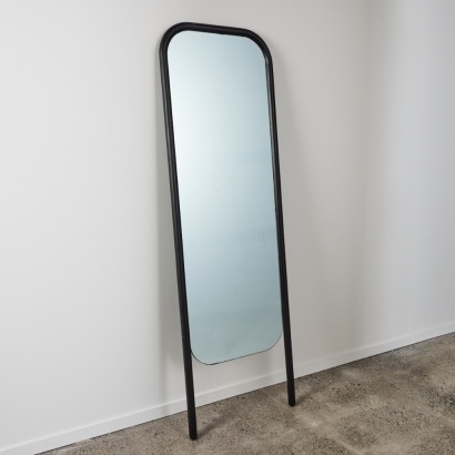 An Arc Mirror by David Moreland and Nikolai Sorensen for Città