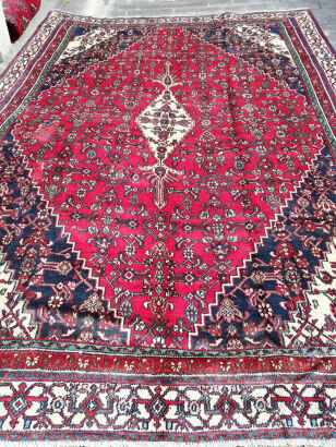 A Large Hand Knotted Iranian Hamadan Carpet