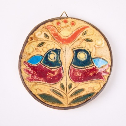 A Folk Art Dish Decorated with a Pair of Birds