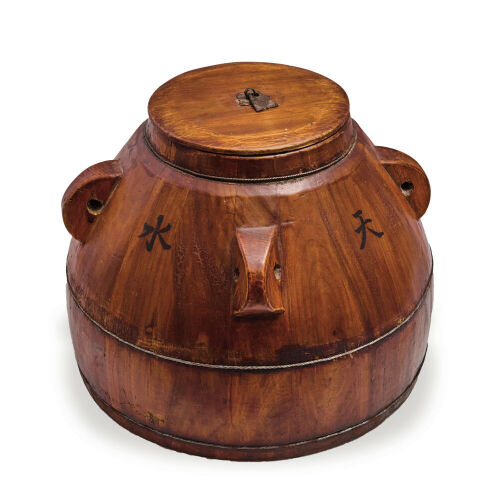 A Wooden Bucket with cover