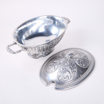 A 3qt Metal Soup Tureen