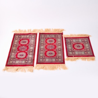 A Trio Of Chiraz Table Runners