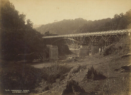 Burton Bros - Manawatu Gorge 