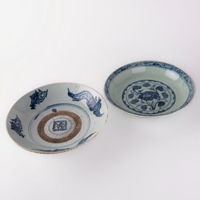 A Chinese Ming dynasty blue and white 'phoenix' dish and A Chinese Ming dynasty blue and white dish