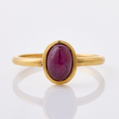 18ct Yellow Gold, Vintage Ruby Ring