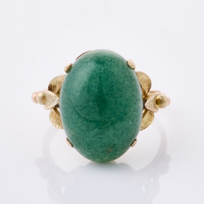 9ct Yellow Gold, Vintage, Oval Cabochon Aventurine Quartz Ring