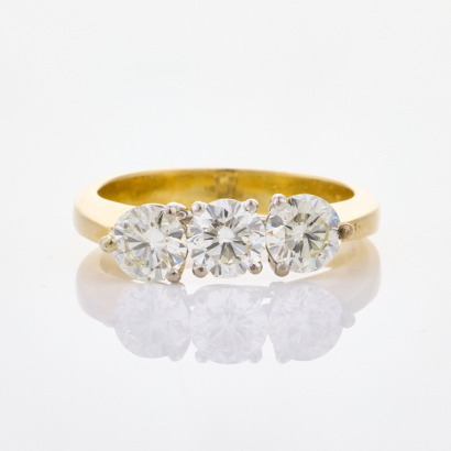 18ct Yellow Gold, Traditional, 2.02ct Three Stone Diamond Ring