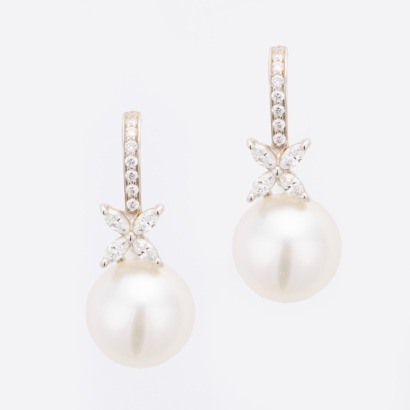 Tiffany & Co, Platinum, Victoria Pearl / .47ct Diamond Earrings