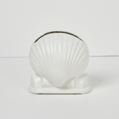 A Temuka Shell Trough Vase