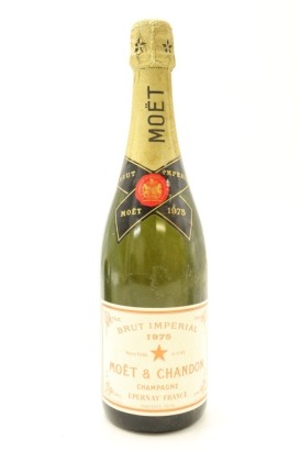 (1) 1975 Moet & Chandon Brut Imperial, Champagne