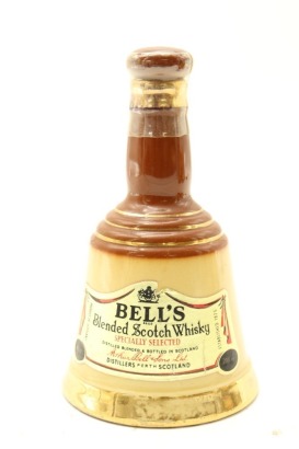 (1) Bell's Specially Selected Blended Scotch Whisky Decanter, 43% ABV, 200ml