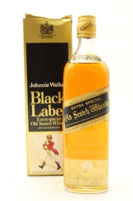 (1) Johnnie Walker Black Label Extra Special Old Scotch Whisky circa. 1980s Hong Kong Import, Scotland (GB)