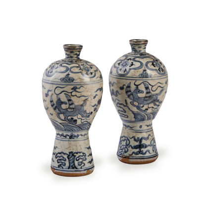 A Pair of Chinese Mid/Late Ming Dynasty Blue and White Vase