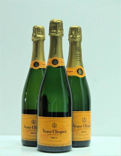 (3) NV&nbsp;Veuve Clicquot Ponsardin