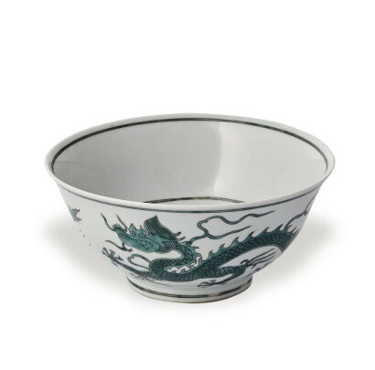 A Chinese Green Glazed Bowl with dragon pattern