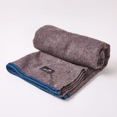 A Single Pure NZ 'Roslyn' Wool Blanket
