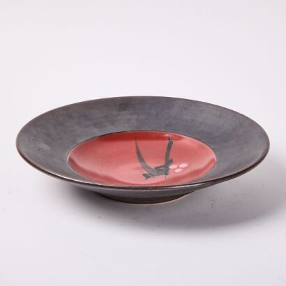 A Paul Winspear Pottery Plate