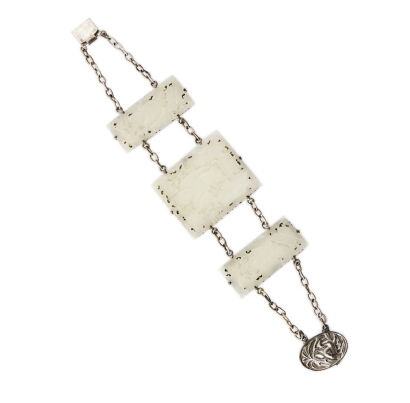 A Chinese Qing Dynasty White Jade and Silver Bracelet