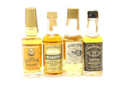 (1) Bourbon Whiskey Miniatures, 4 Bottles Sold as One Lot