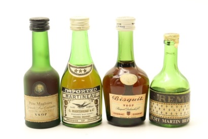 (1) Brandy Miniatures, 4 Bottles Sold as One Lot