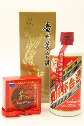 (1) 2022 Kweichow Flying Fairy Moutai with 2 glass, 53% ABV, 500ml (GB)