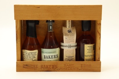 (1) Bourbon Gift Pack Miniatures, 4 Bottles Sold as One Lot (GB)