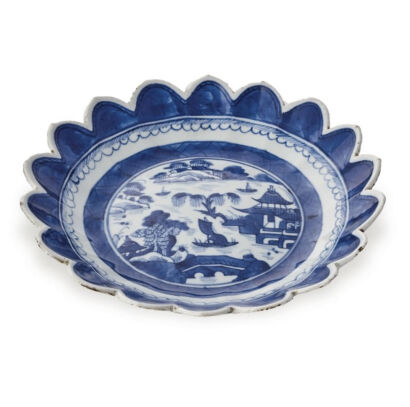 A Late 18th Century Chinese Blue and White Saucer decorated with landscape