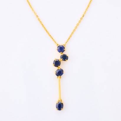 19ct Yellow Gold, Modern, Oval Sapphire Necklace on 41cm Cable Link Chain